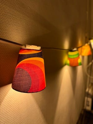 sixties/seventies lampenkapjes voor lichtkabel