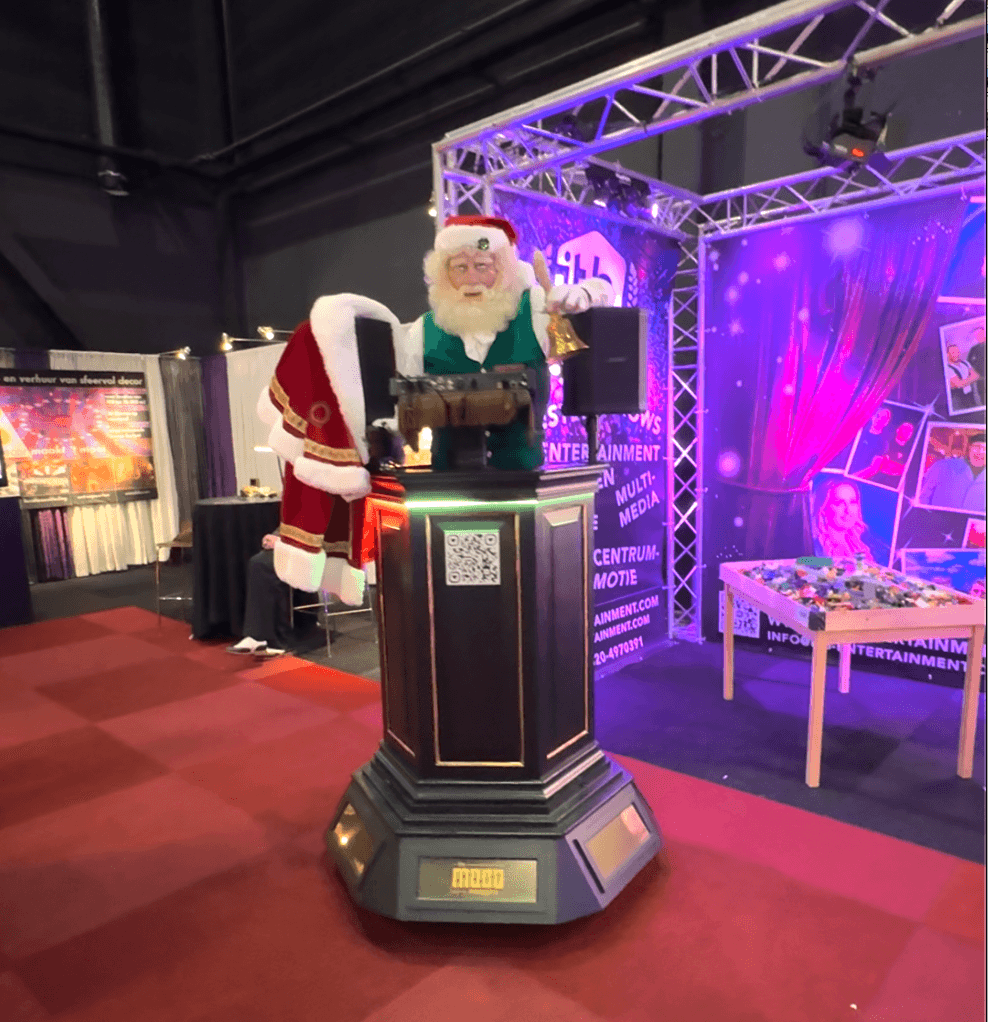 Kerstman op rijdende katheder